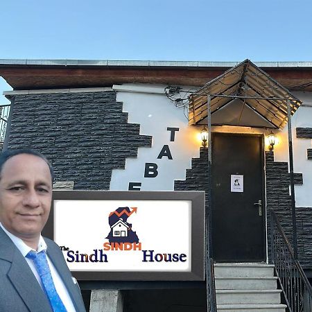 מלון The Sindh House - Indus Aroma Restaurant טביליסי מראה חיצוני תמונה
