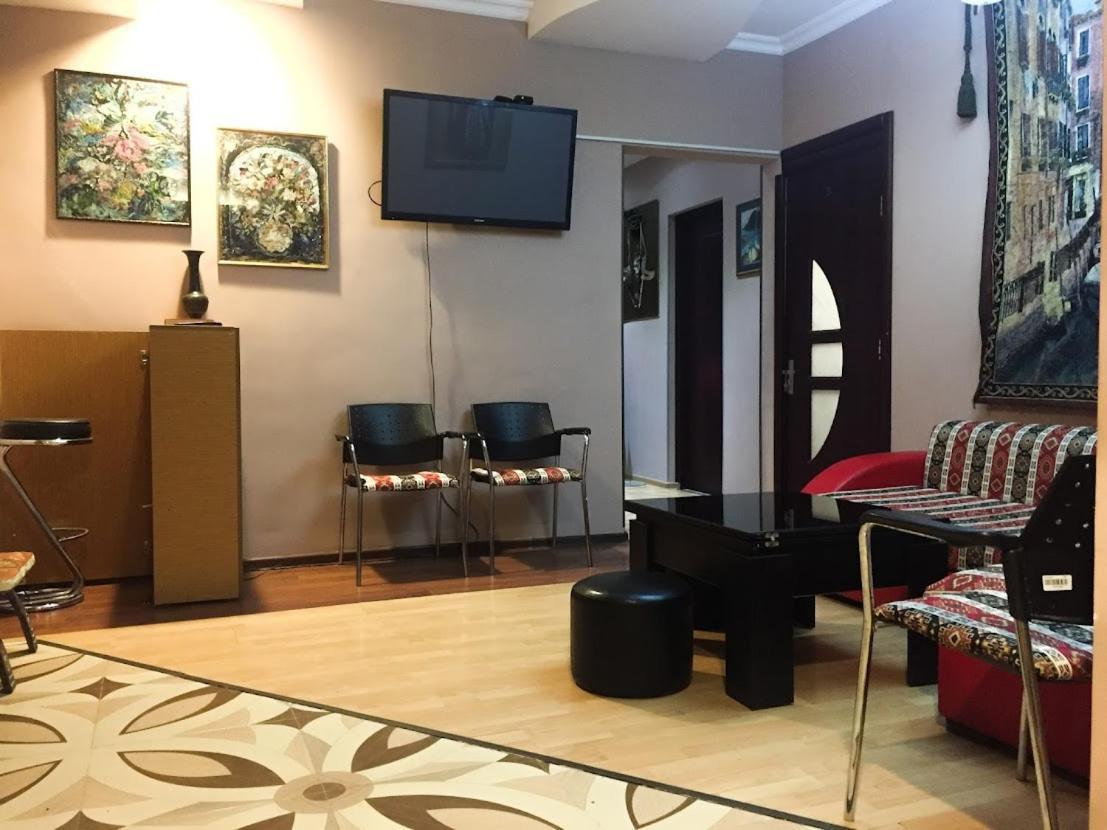 מלון The Sindh House - Indus Aroma Restaurant טביליסי מראה חיצוני תמונה